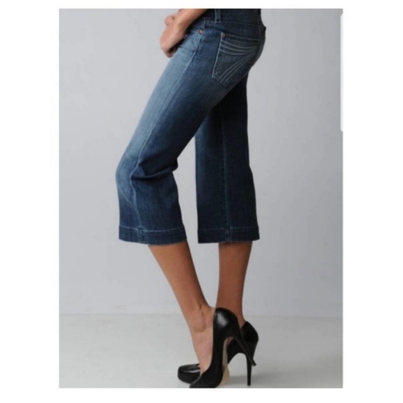 7 For All Mankind Denim - 7 For All Mankind | Crop Dojo Wide Leg Capri Denim Jeans 30